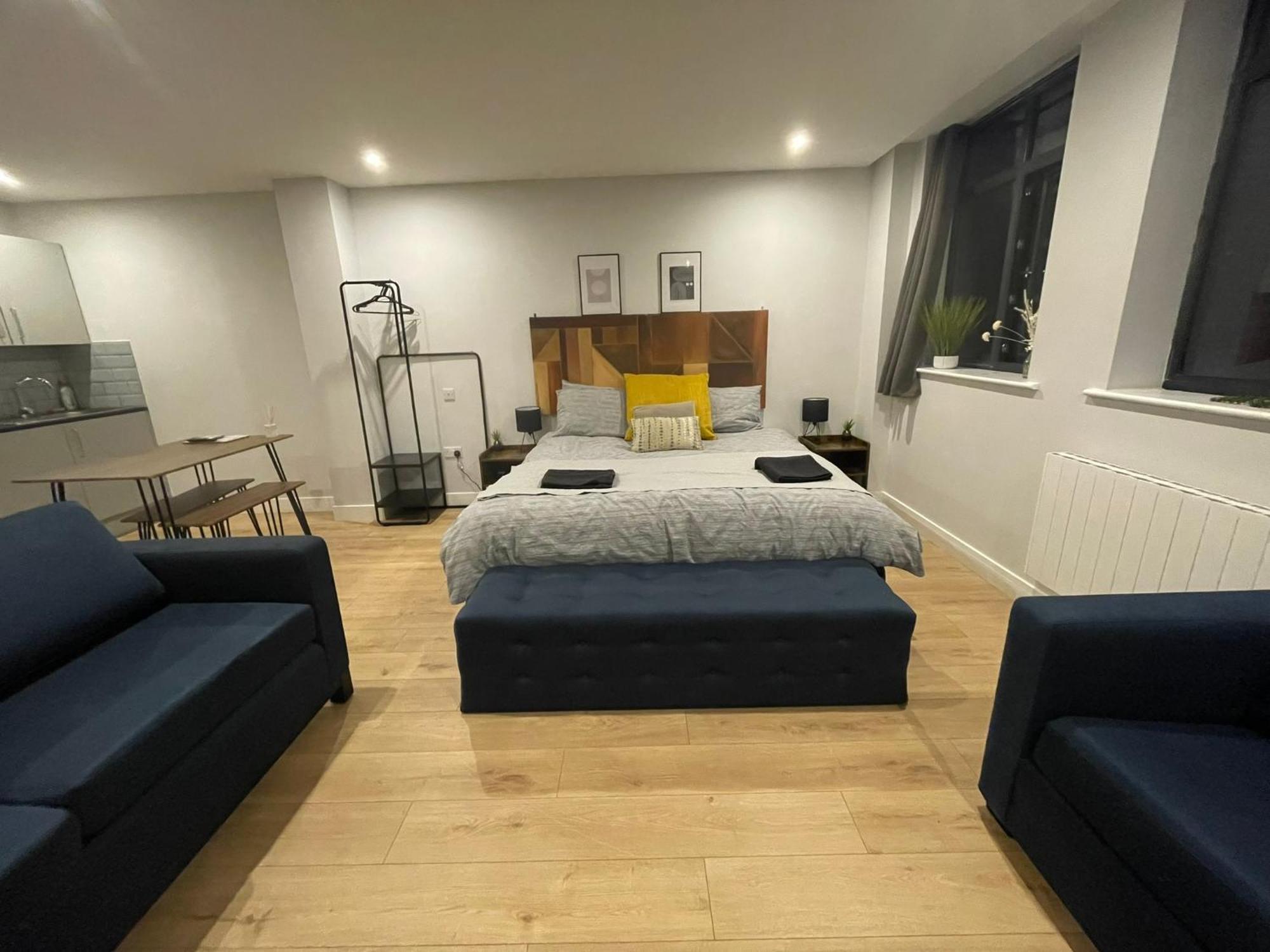Market Haven Deluxe Studios Town Centre With Netflix, Business & Leisure Travellers نورث هامبتون المظهر الخارجي الصورة